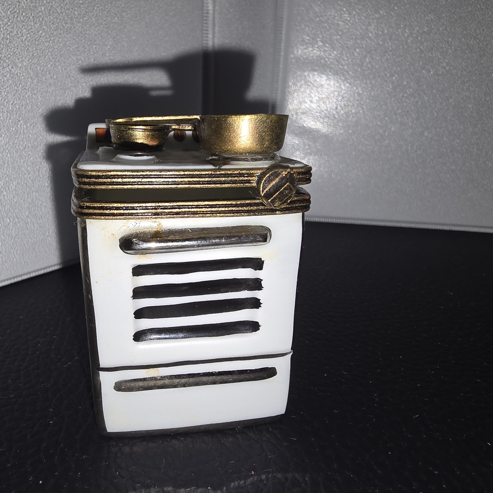 Vintage Miniature Stove Figurine